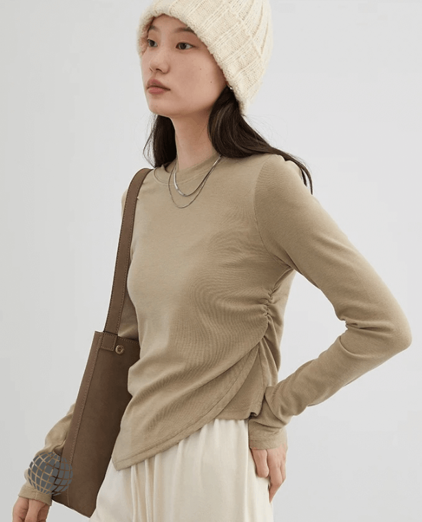 Crewneck T-Shirt khaki Women’s Solid Round O-Neck Female Tees Casual Side Fold Long Sleeve Basic Indie Tops Autumn Spring T-Shirts for trending Woman in light brown