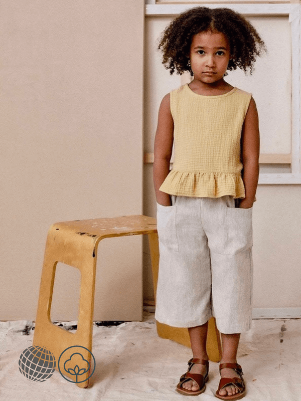 Kids Pants in Cotton-Linen   Retro Girls Cotton And Linen Ankle-Length Spring Autumn Casual Elastic Mid Rise Waist Straight Trousers with Pockets for Toddler trending Girl in Creamy-white