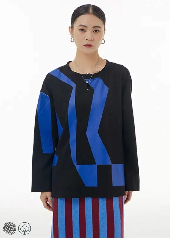Japanese Crewneck Top blue  Women’s temperament geometric printed T shirt blouse high-end loose thin round o-neck striped long sleeves Tops for Woman with black Fall autumn winter spring trending womens fashion season