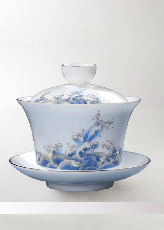 Hand Painted Porcelain Gaiwan Tureen gray   180ml White Gold Jingdezhen Japanese Tea Cup Tibetan Bowl Soup With Lid and Saucer Tea Cups Chinese Ceramics The Great Wave in light grey outline