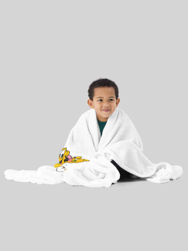 Disney Throw Blanket  Kids Boys Girls soft cartoon characters print bedding blankets, Sofas chairs throws Children’s Bedroom Living room linens in white with multi design prints