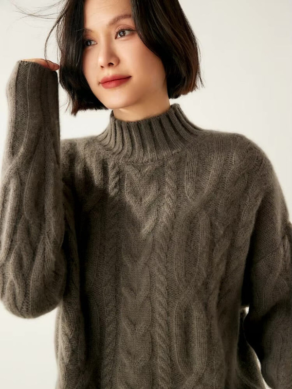 Classic CashSoft Cable-Knit Sweater dark gray  Women’s heavyweight 100% Cashmere sweaters for woman Cable knitting vintage loose fit pullovers knitted Jersey Womens Fall Autumn Winter Mockneck turtleneck Tops in grey
