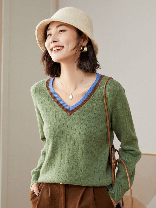 V-Neck Sweater in Merino-Wool      Women's Fall Autumn long sleeves pullovers 100% Merino Wool multicolor cashmere knitwear sweater for woman in green Female rib bed woolen clothing grace womens cashsoft tops with blue and brown highlights