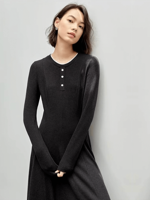 Patchwork Knit Boatneck Dress    Women’s elegant A-line round crewneck U-neck long sleeves top button-up folds knitted natural waistline mid-calf dresses for woman in black with white collar trim Simple Fall Autumn Spring womens crew neck party lady office wfh workwear outfits #143L56587