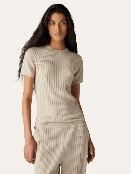 Dune Crewneck Rib T-Shirt    Women's LP Luxurious solid color round O-neck cashmere knit sweaters striped ribbed casual short-sleeves T-shirts for woman in beige Womens Fall Autumn Winter Spring crew neck fashion the miteigi Ultra LUX collection #nigo61165