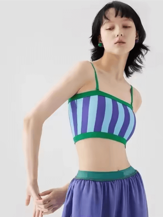 Stripe Tank Top  Women’s design sensibility niche yoga topvest with chest bust pads for Woman in striped blue Sports bras Pullover fitness for athletic Yogins for women Stripe Tank Top  Women’s design sensibility niche yoga topvest with chest bust pads for Woman in striped blue Sports bras Pullover fitness for athletic Yogins womens
