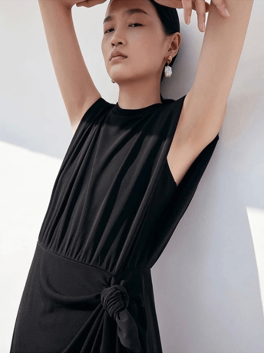Women’s exclusive edition La Déesse Grecque elegant crewneck round Neck sleeveless wrap waist acetate Dress for woman in black Womens Summer vacation holiday getaway Sle fashionable knot detail petite-  tall-, plus-, size midi Dresses