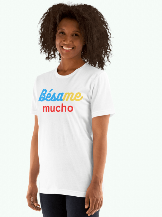 Men’s Women’s Letter Crewneck T-Shirt Genflex unisex 100% cotton short sleeves round O-neck Bésame Mucho (Kiss me much) letter print Tops for Man Woman in White, with pastel blue, yellow and red accent Mens Womens gender fluid neutral petite-, tall-, plus-, size crew neck t-shirts