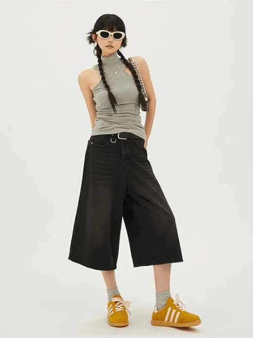 Women's Japanese Fashion Harajuku vintage high rise waist denim shorts for woman in black Womens casual loose fit Y2K Punk streetwear style petite-, tall-, plus-, size baggy shorts
