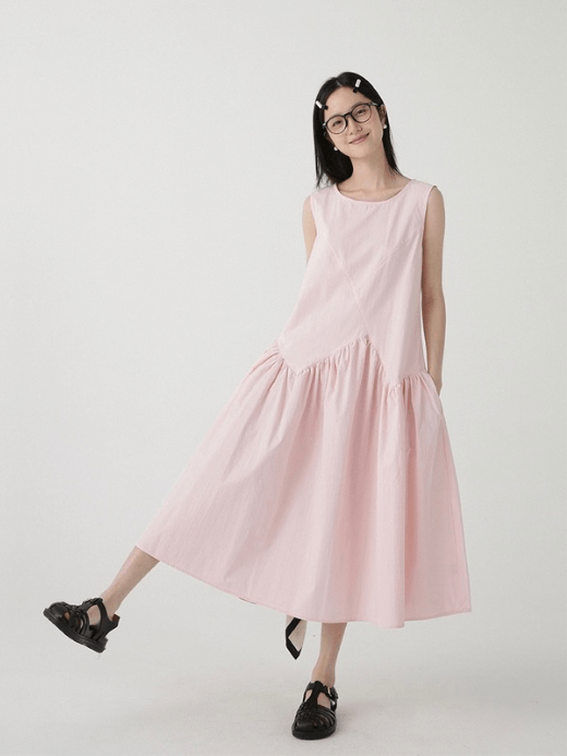 Women’s woman womens petite-, tall-, plus-, size Boatneck crewneck Low-Calorie slim fit pleated Irregular design round O-Neck sleeveless tank strap shoulder bared Summer vacation holiday getaway bloom skirt long maxi Dress in light pastel pink casual Sle Cotton crew neck pleats dresses