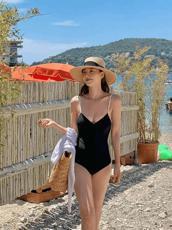 Women's Woman womens tall-, plus-, size Spaghetti straps Triangle One-Piece Swimsuit Belly Cover Slimming Beach holiday getaway Vacation Hot Spring Swimwear Female swimwear Set in black