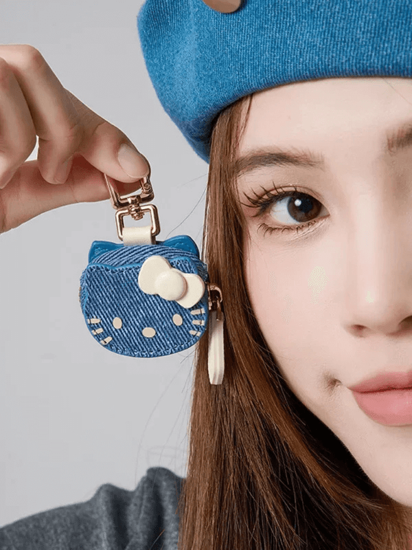 Japanese Anime Hello Kitty Keychain Keying Pendant Car Key Headphone Protective Case Cartoon KT Cat Ornament zipper close money coins Bags pouches Charm purses Girls Gifts Accessories in blue