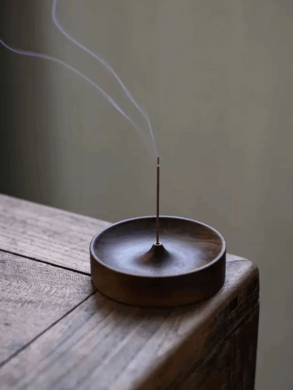Handmade wooden North American Aromatherapy Black Walnut Solid Wood Incense Stick Handmade Tea Ceremony Round Incense Burner Agarwood Tray Holders