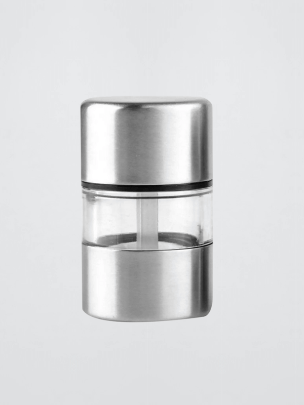 Portable Travel Salt Shaker Durable Easy To Store Mini stainless steel Salt and Pepper Shakers Multifunctional Salt Pigs, Cellars & Servers Kitchen Grinding Gadgets