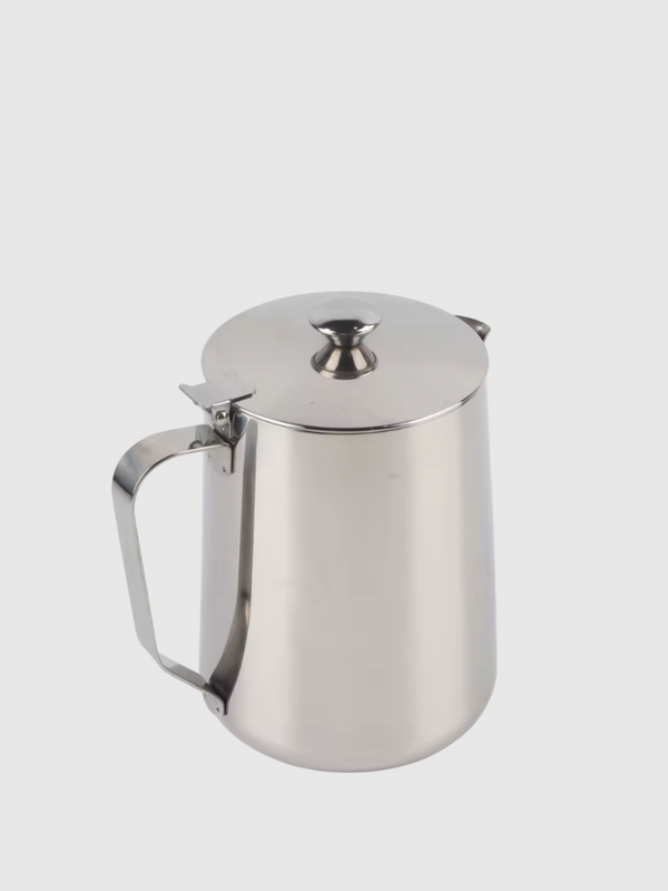 Stainless Steel Coffee Cup Mug Milk Frothing Pitcher Jugs with Lid for Latte Coffee Art Stainless Steel Cup Stainless Steel Mug Pots 250mlin silver color