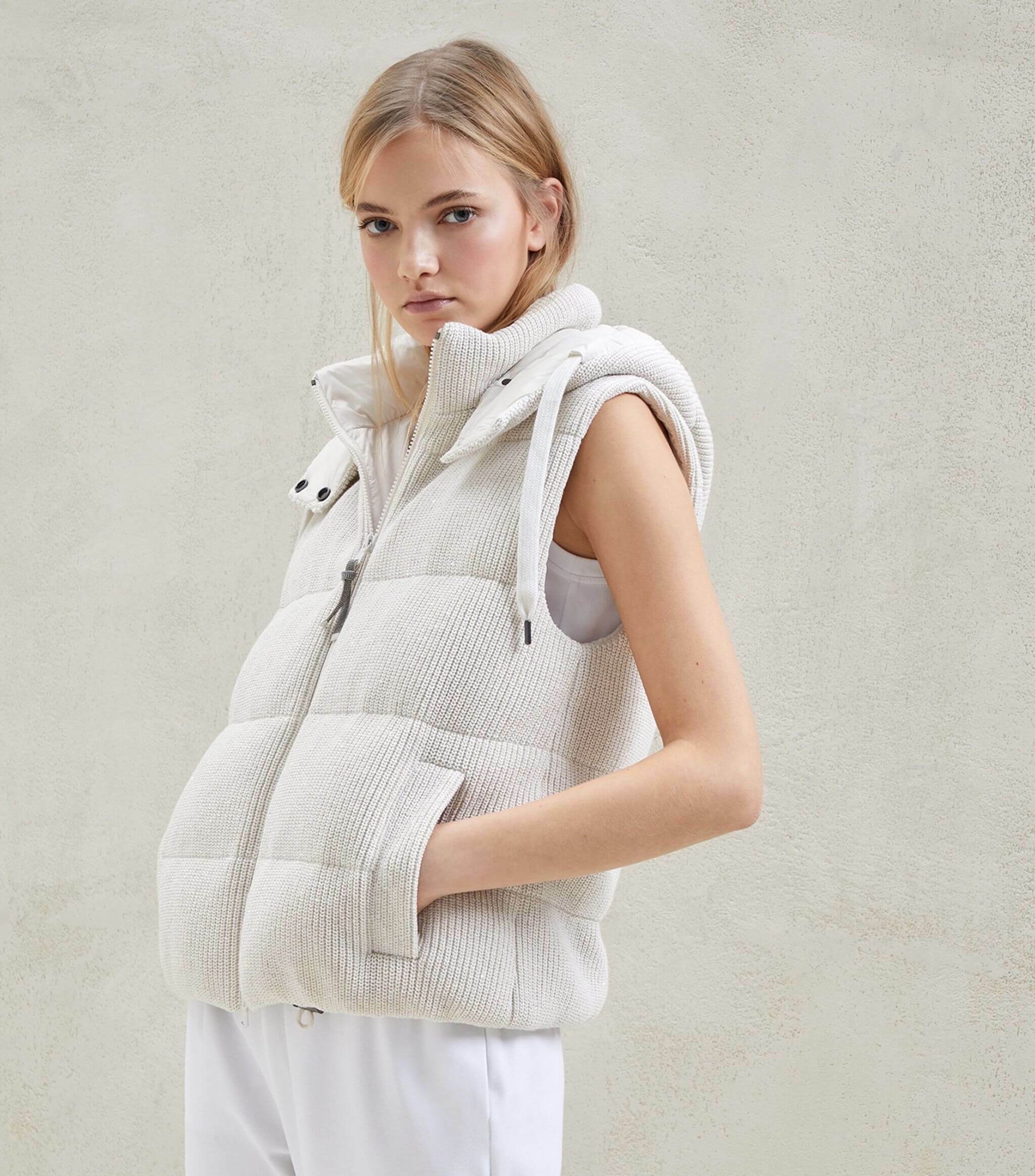 MiteigiYūki Puff Down Vest   Genderful Women’s Wool Knit Patchwork 90 White Goose-Down Womens Detachable Hood Undershirt alternative y2k sports Jackets Fitness Sportswear Outerwear for woman in white beige Autumn Winter Spring season fashion