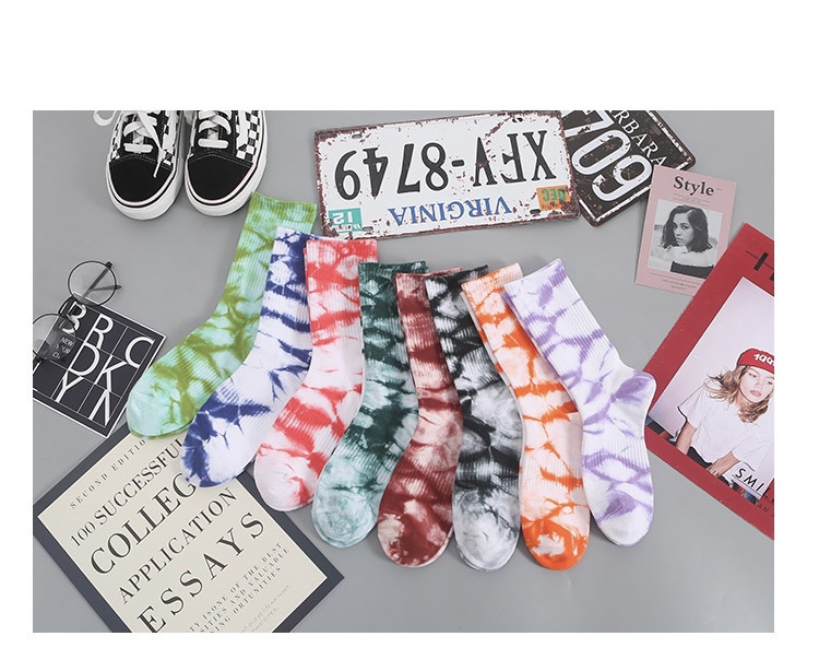 Tie-Dye Socks   Unisex Anywear Mens Women’s Autumn and winter fashion Korean style Harajuku hip-hop skateboard festive holiday gift happy cotton Korea socks Trending for Man Woman in Black Blue Green Orange Purple Red White Wine Red