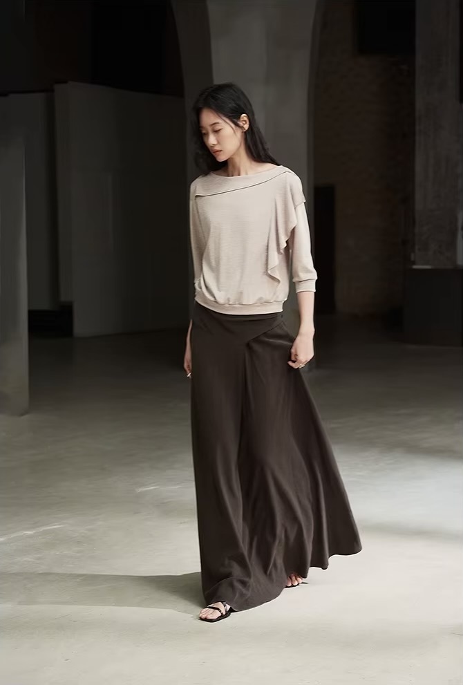 Semicircle Women&rsquo;s woman womens Antoinette slash slit neck long Ruffle Sleeve T-Shirt Casual Style Pure Color Spring Summer Woolen Blend Loose Fit Tops T-Shirts in khaki beige 