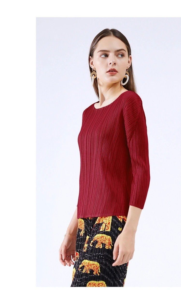 Miyake Pleated Boatneck T-Shirt  Women’s Long-sleeves Loose Large Plus Size Aesthetic blouses pleats Tops T-Shirts for woman  Womens Fall Autumn Korean Japanese Issey designer Fashion clothes in burgundy wine red