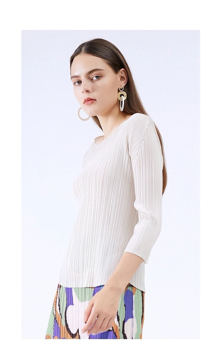 Miyake Pleated Boatneck T-Shirt  Women’s Long-sleeves Loose Large Plus Size Aesthetic blouses pleats Tops T-Shirts for woman  Womens Fall Autumn Korean Japanese Issey designer Fashion clothes in beige