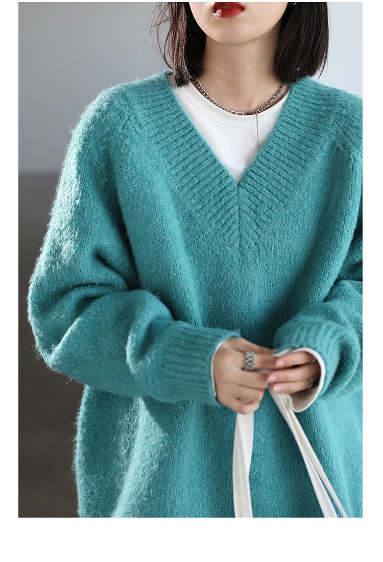 V-neck Knit Sweater  Women's Knitted Solid V Neck Casual Plus Size Female Loose Long Sleeve Pullovers Female Tops Lady Autumn Winter Sweaters for Woman in Blue