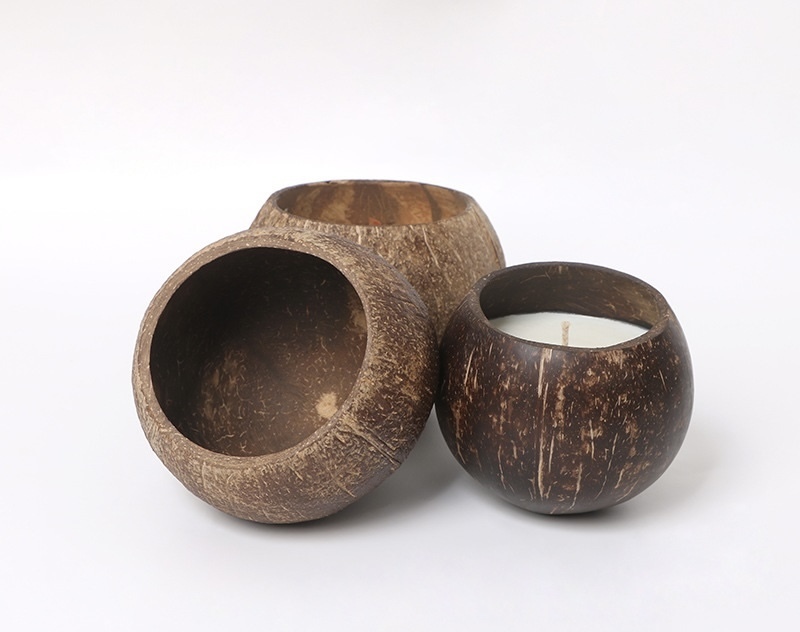 Coconut Shell Candle Holder   Creative Candlestick Romantic Decor Household Ornaments Dining Outdoor decoration (No Candle) Brown Coconuts candles holders