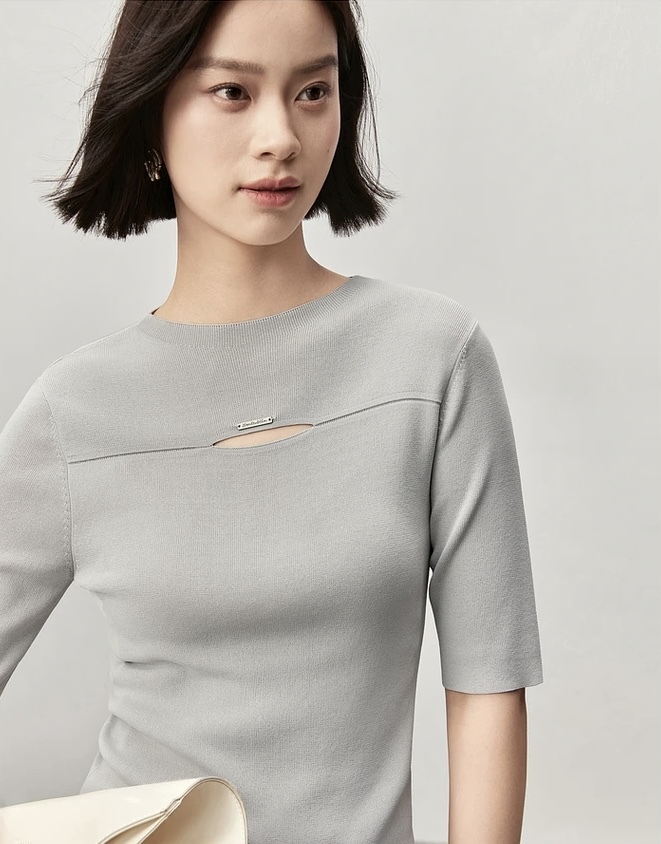 Slit Crewneck T-Shirt   Women’s hollow out knitted T-shirts for woman in gray  Womens Fall Autumn Slim half sleeves round O-neck metal logo solid simple elegant crew neck tees Tshirt Office wfh workwear vacation getaway holiday Tops in light grey #W43H56237