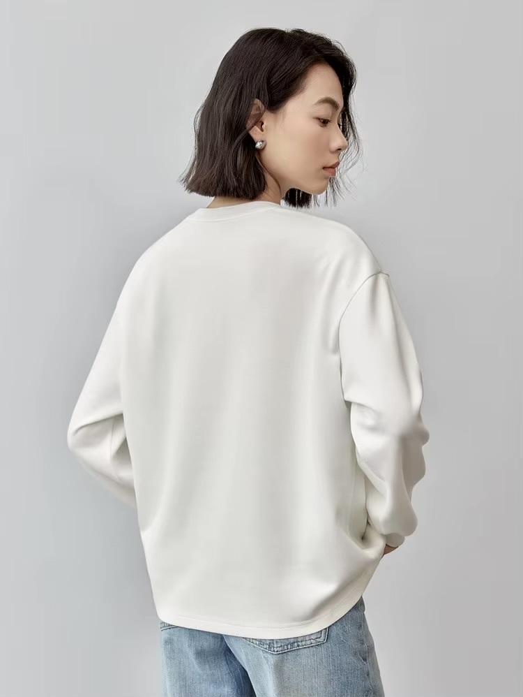 Graphic Embroidery Sweatshirt   Women’s patch embroidered long sleeves crewneck tops for woman in white  Womens cotton knitted pullover loose fit casual round crew neck sweatshirts floral rose flowers Fall Autumn Spring petite-, plus-, size patchwork o-neck top #143A56380