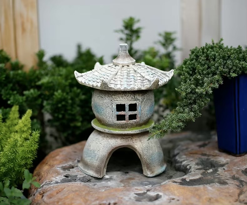 Japanese Solar Lantern    Tabletop ornament, resin handmade Chinese-style courtyard lanterns, outdoor garden decorations Japan-style landscaping ornaments 