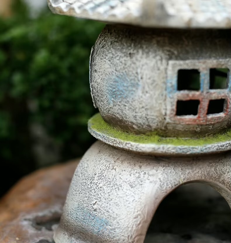 Japanese Solar Lantern    Tabletop ornament, resin handmade Chinese-style courtyard lanterns, outdoor garden decorations Japan-style landscaping ornaments 