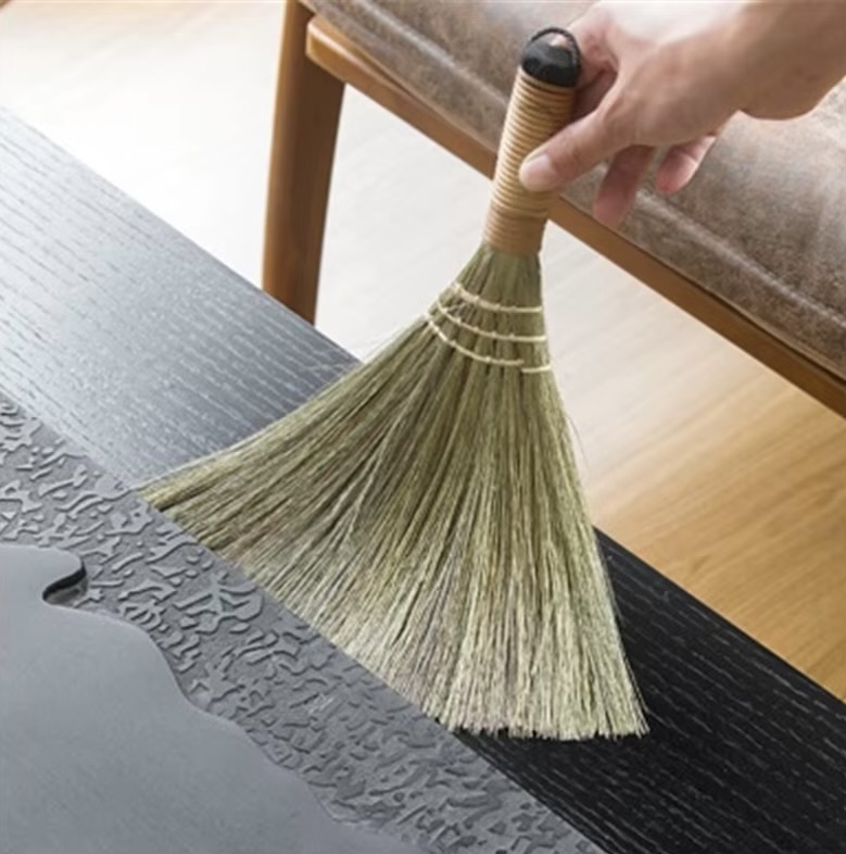 Japanese Soft Hair Broom  Classic retro Wooden sweeping straw braided brooms household floor useful cleaning tools natural brown color Bamboo wood brushes