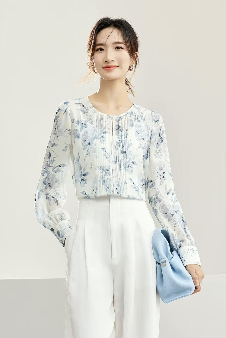 Chiffon Blouse and Cami 2-Piece   Women’s floral Printed Chinese Style Fashion Hollow Out Straight ruffles Shirt Camisole Tops for woman in blue Long sleeves round boatneck collar button-up lace ruffled semi-transparent flowers shirts with spaghetti straps tank top  #143V57361X