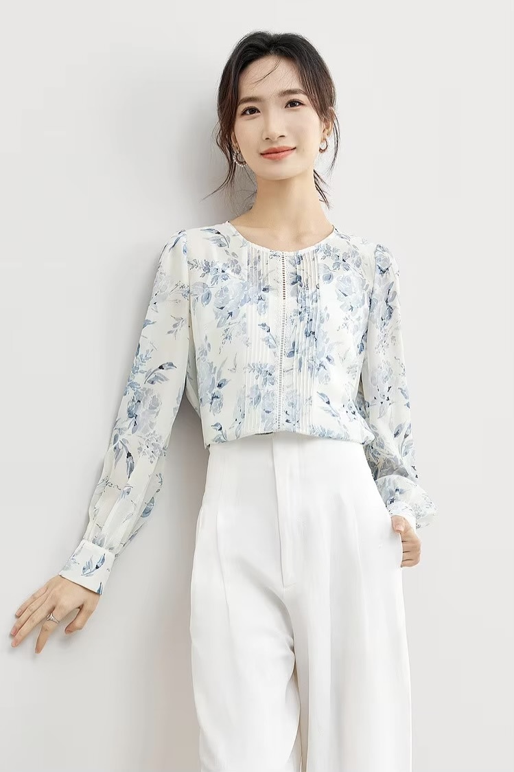 Chiffon Blouse and Cami 2-Piece   Women’s floral Printed Chinese Style Fashion Hollow Out Straight ruffles Shirt Camisole Tops for woman in blue Long sleeves round boatneck collar button-up lace ruffled semi-transparent flowers shirts with spaghetti straps tank top  #143V57361X
