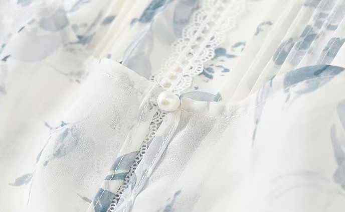 Chiffon Blouse and Cami 2-Piece   Women’s floral Printed Chinese Style Fashion Hollow Out Straight ruffles Shirt Camisole Tops for woman in blue Long sleeves round boatneck collar button-up lace ruffled semi-transparent flowers shirts with spaghetti straps tank top  #143V57361X
