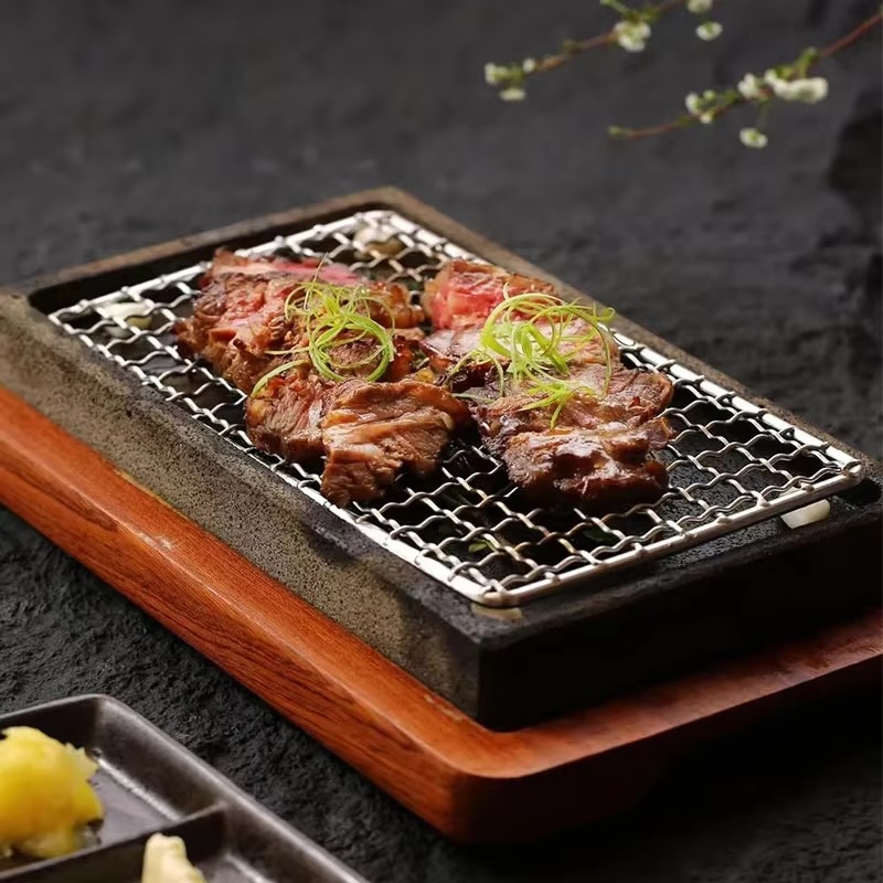 Granite Grill Slab  Dining barbecue steak serveware Western food Fried meat plate Creative volcanic stone grilled beef steaks plates fire flame cooking cookware slabs in gray grey with wooden serving base
