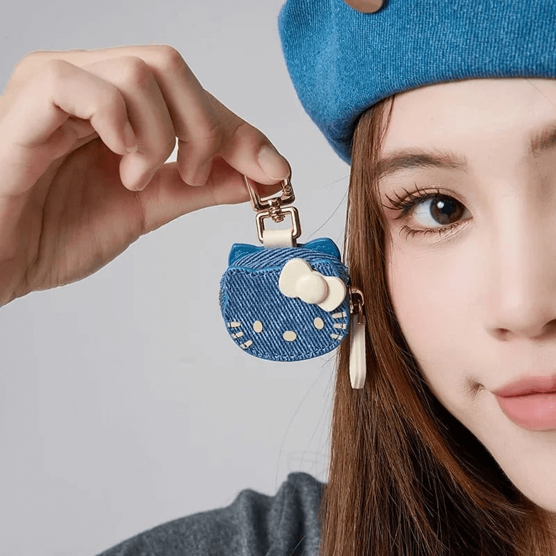 Japanese Anime Hello Kitty Keychain Keying Pendant Car Key Headphone Protective Case Cartoon KT Cat Ornament zipper close money coins Bags pouches purses Girls Gifts Accessories in blue