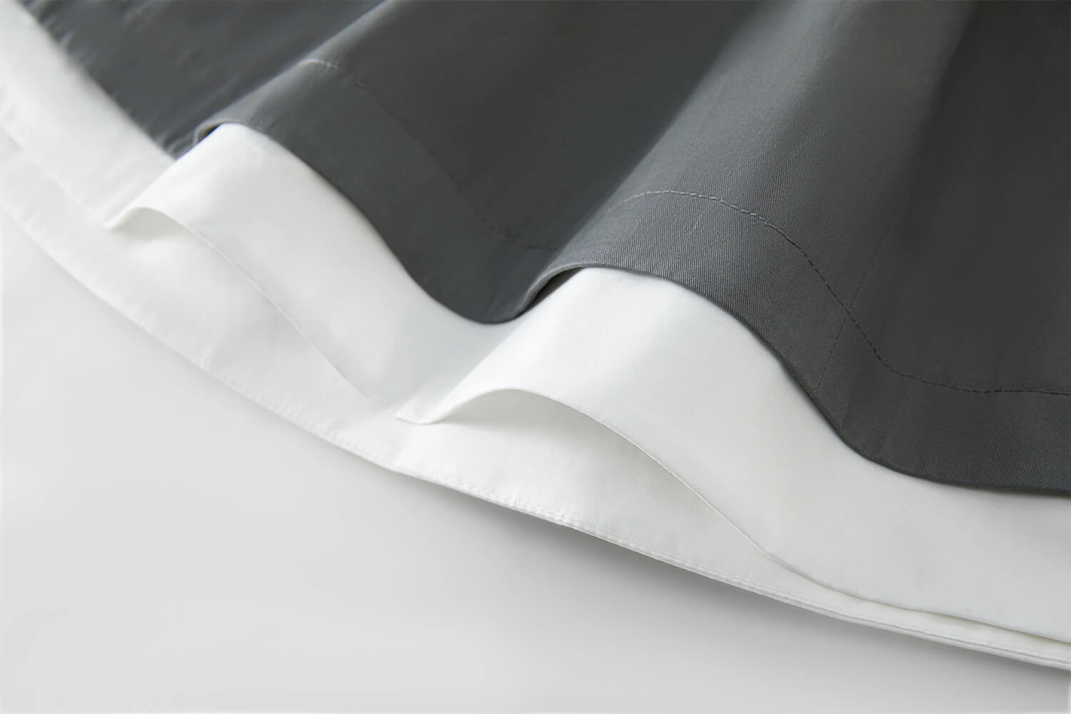 Women’s 100% cotton Color contrast stitching floral daisy beading design A-line empire waistline Knee-Length pleats skirt for Woman in Gray Grey White Womens patchwork Female Summer flowers pleated Skirts #25FE12005