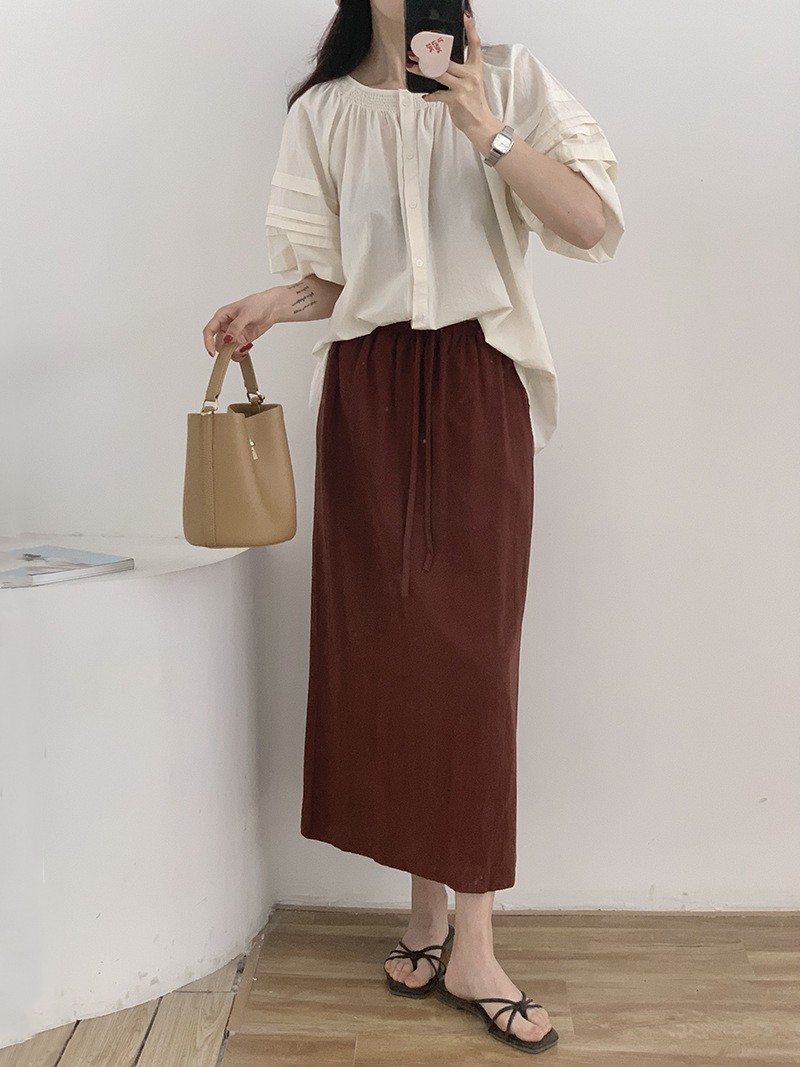 Mid-Calf Midi Skirt in Burgundy Cotton-Linen 