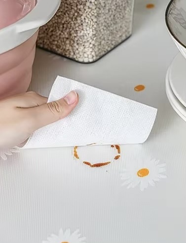 Daisy Drawer Mat      Japanese Paper Household accessories cabinets waterproof lining pads roll Kitchen drawers wardrobes mildew proof grease stickers underlay liners mats white with yellow daisies