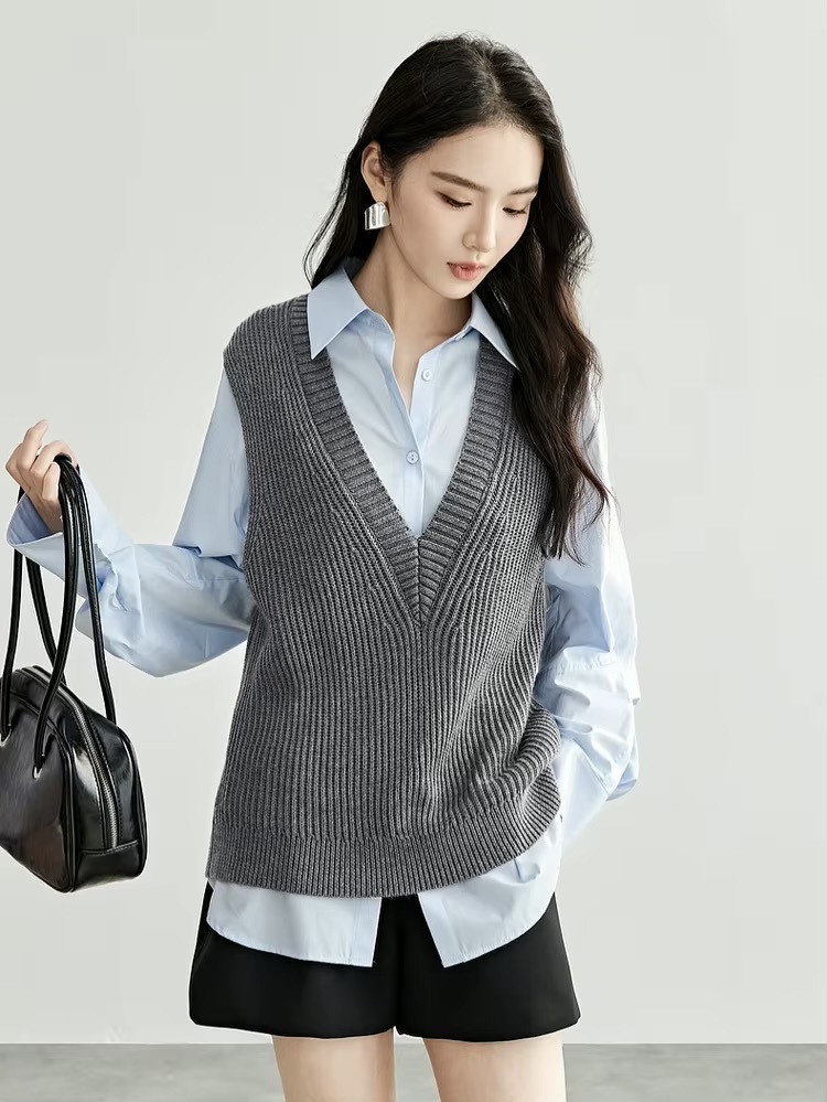Wool Sweater Vest gray     Women’s straight solid simple V-neck sleeveless ribbed knitted sweater fit woman in grey basic pullover woolen blend rib Tops Spring womens office wfh workwear fashion #W51J58365