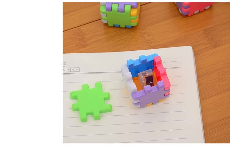 Office school home study room Kawaii Creative Blocks Pencil Sharpener Stationery accessory Supplies Novelty Gift Cube sharpeners Funny accessories in multi color