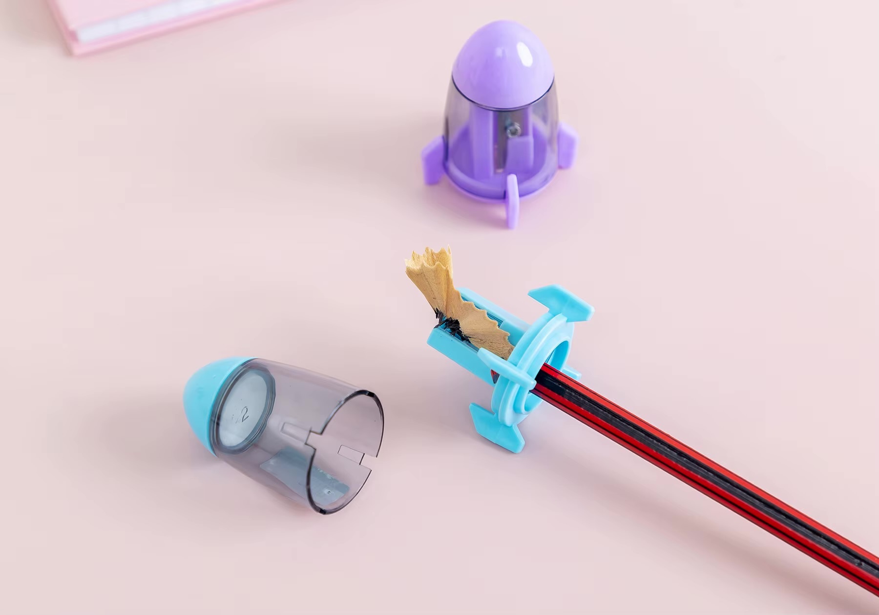 Office School home study room Kawaii Cute Candy Color Rocket Shape Pencil Sharpeners Korean Stationery accessory Novelty accessories in light yellow purple Blue and pink transparent