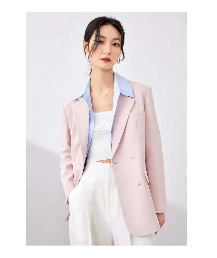 Notch Blazer Jacket    Women’s Elegant formal turn-down notch collar Wide-waisted loose fit double breasted close patch banded chest pocket long sleeves with three barbed-wire fence-wire style button cuffs flap pockets back hem slit Female Outerwear for woman in light pastel pink Office Lady womens wfh workwear suit Jackets petite-, plus-, size outwear  #M41X54182X