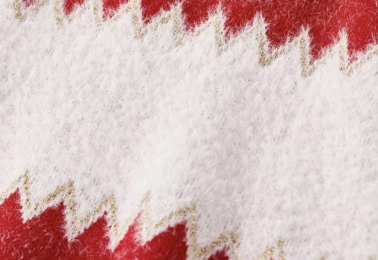 Crewneck Splice Sweater    Women's loose Argyle knit crew neck long sleeves sweater for woman in red and white Warm Christmas Winter womens spliced knitwear round O-neck petite-, tall-, plus-, size striped Pullovers #W44E57266
