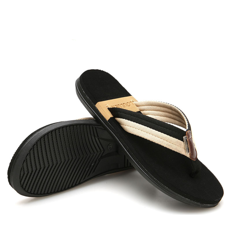 Soft Flip-Flops in Black cream