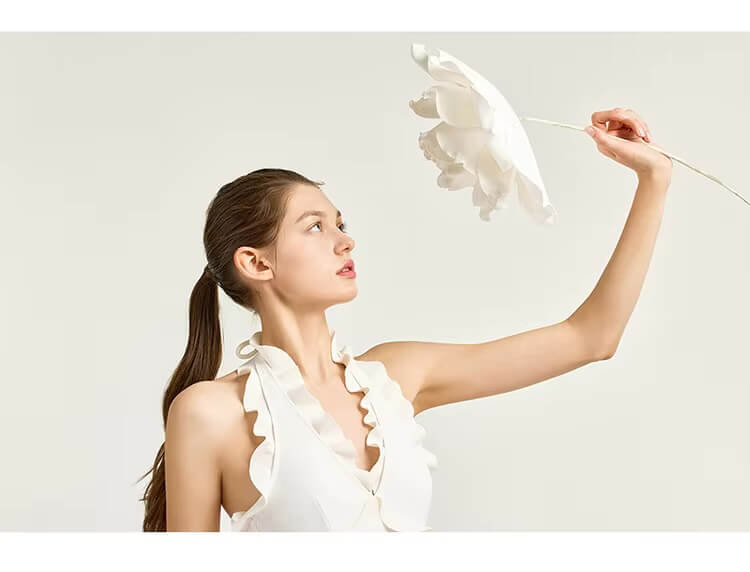 Women’s woman womens petite-, tall-, plus-, size Conservative Korean style retro lace trim One Piece Sexy sleeveless neck tie-up high rise waist backless ruffled ruffles hot spring soaking Bandeau Monokini holiday vacation getaway BeachWear Swimsuit Bathing Suit Swimwear in white