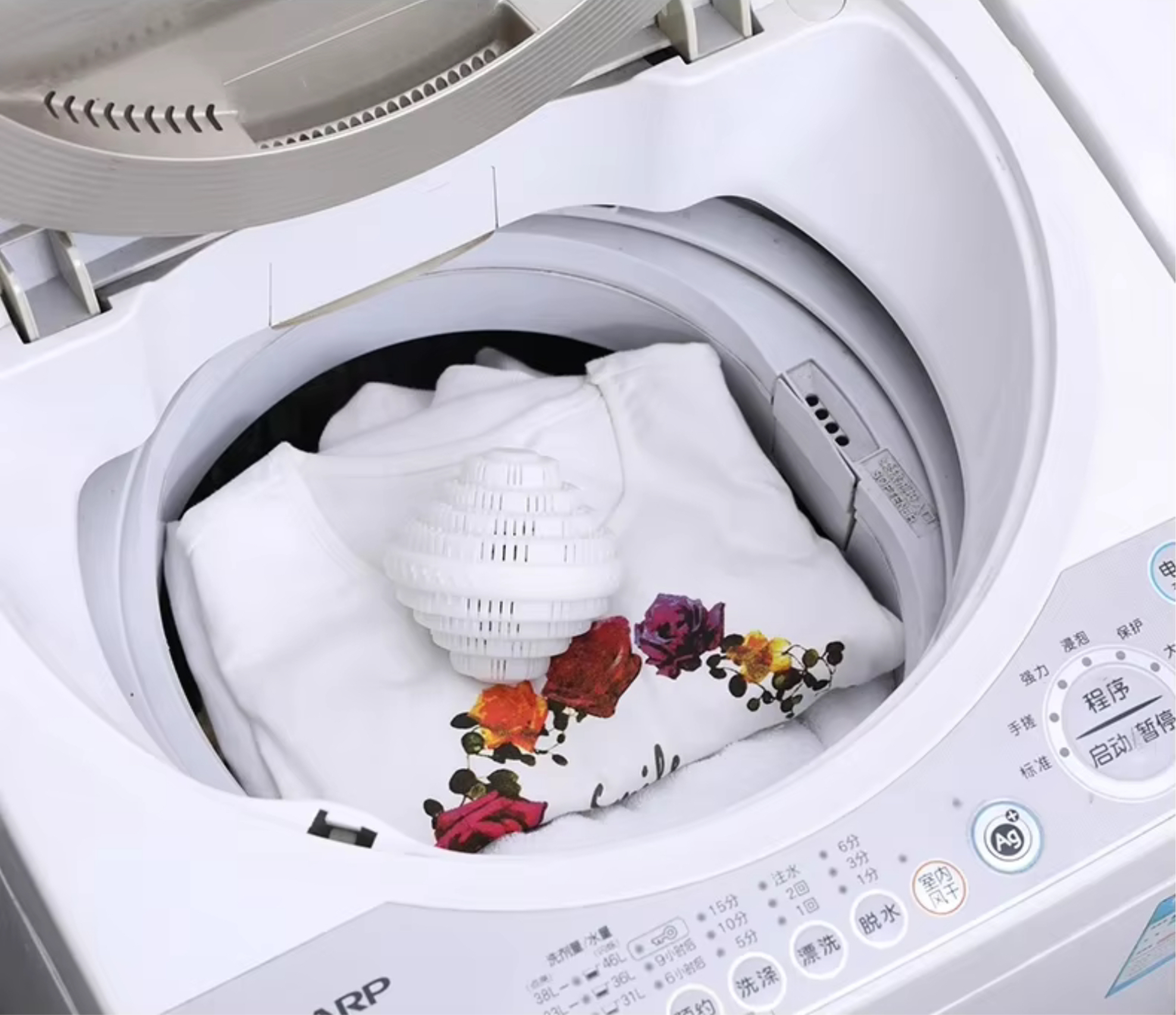 Japan Nano Ceramic Laundry Ball Household decontamination accessory retain scent anti-tangle magic washing machine hair remover Orb beads wash clothes cleaning orbs balls accessories in white, blue (random color send)