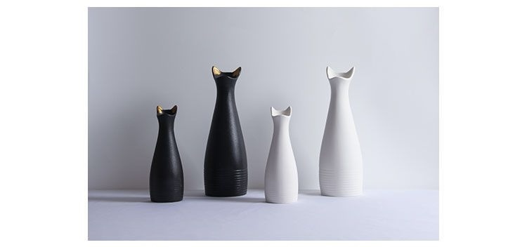 Nordic Cat Shape Vase  Light Luxury Ceramic Dried Flower Modern Living Room Home Decor Creative Simplicity Hydroponic Vases in Black White Norway Scandinavia Scandinavian Norwegian Cats