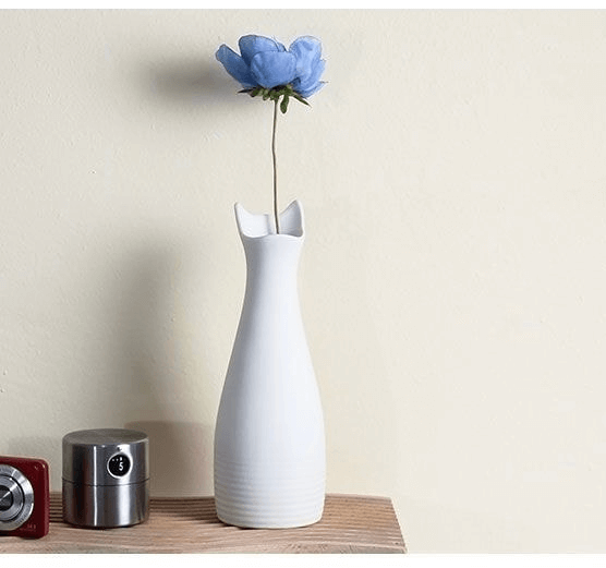 Nordic Cat Shape Vase  Light Luxury Ceramic Dried Flower Modern Living Room Home Decor Creative Simplicity Hydroponic Vases in Black White Norway Scandinavia Scandinavian Norwegian Cats