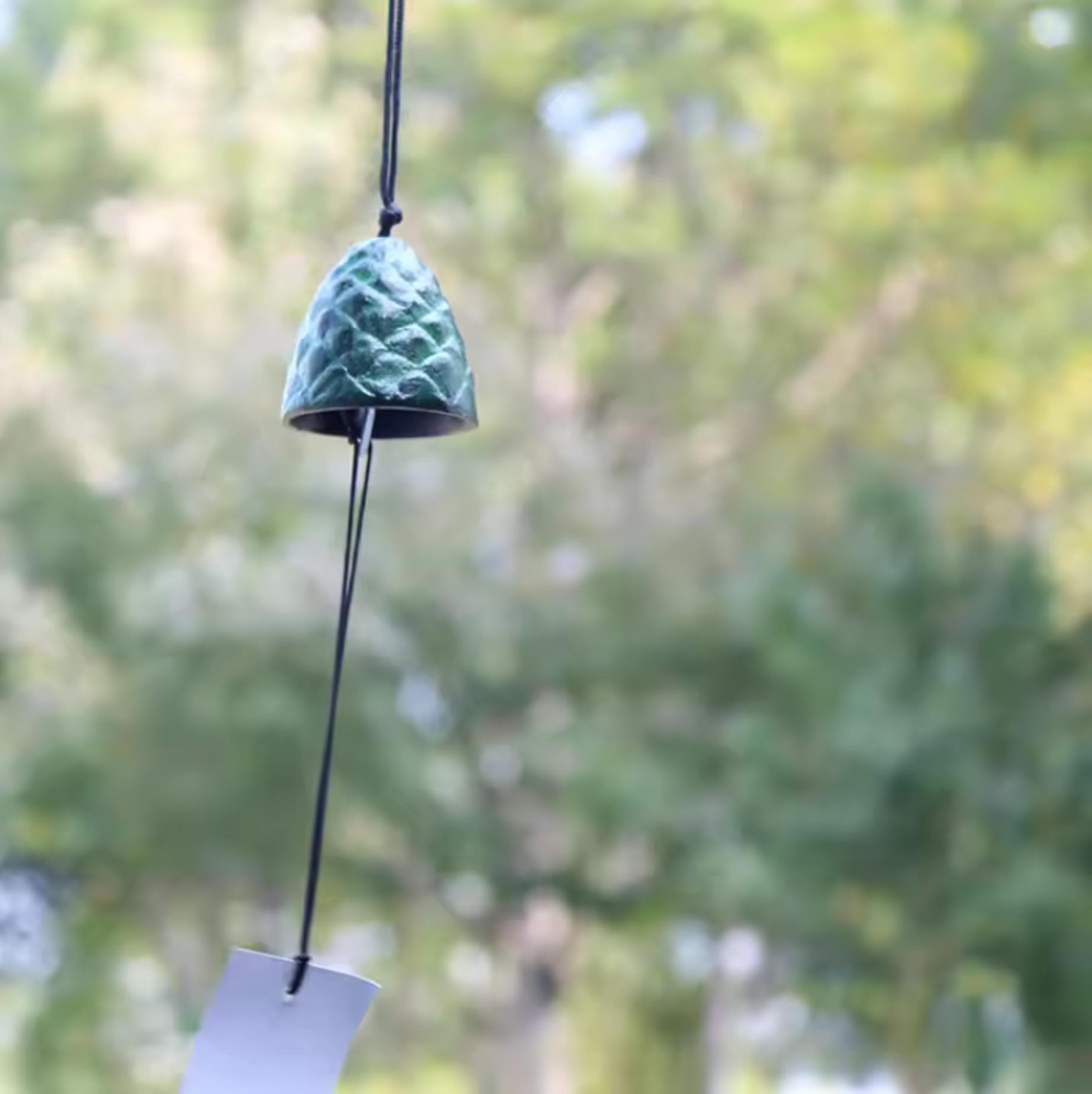 Cast Iron Metal Wind Chime  Japanese style Household camping wall tree patio decoration Pine cones iron art scenic gift Pendant hanging outdoors garden chimes ornaments in green